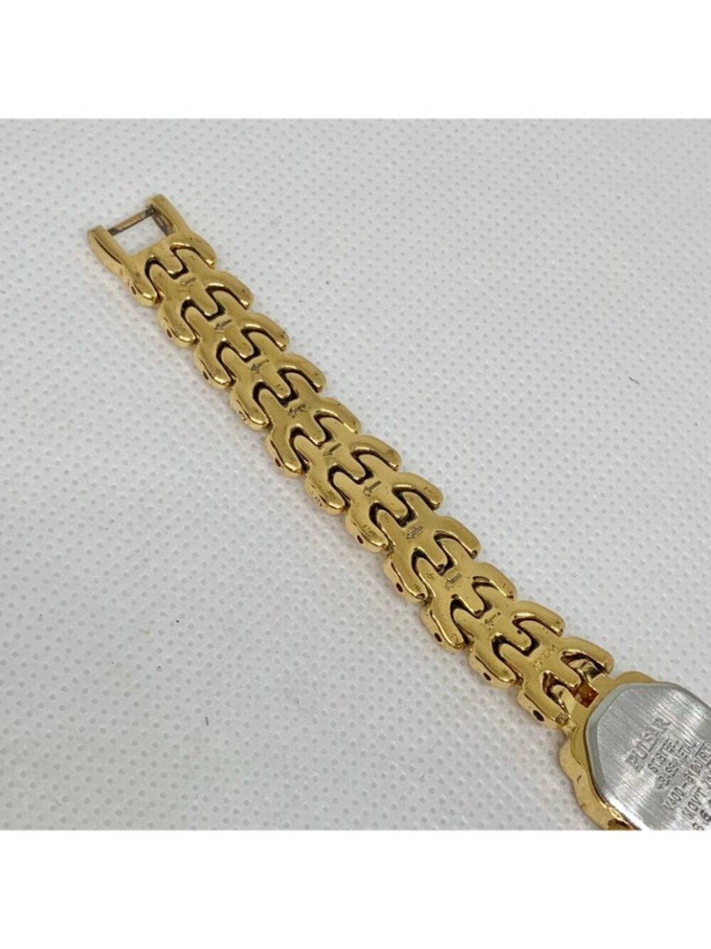 Pulsar vintage Women's Dress gold tone Watch V400-6120 quartz Japan 16mm running - Picture 7 of 9